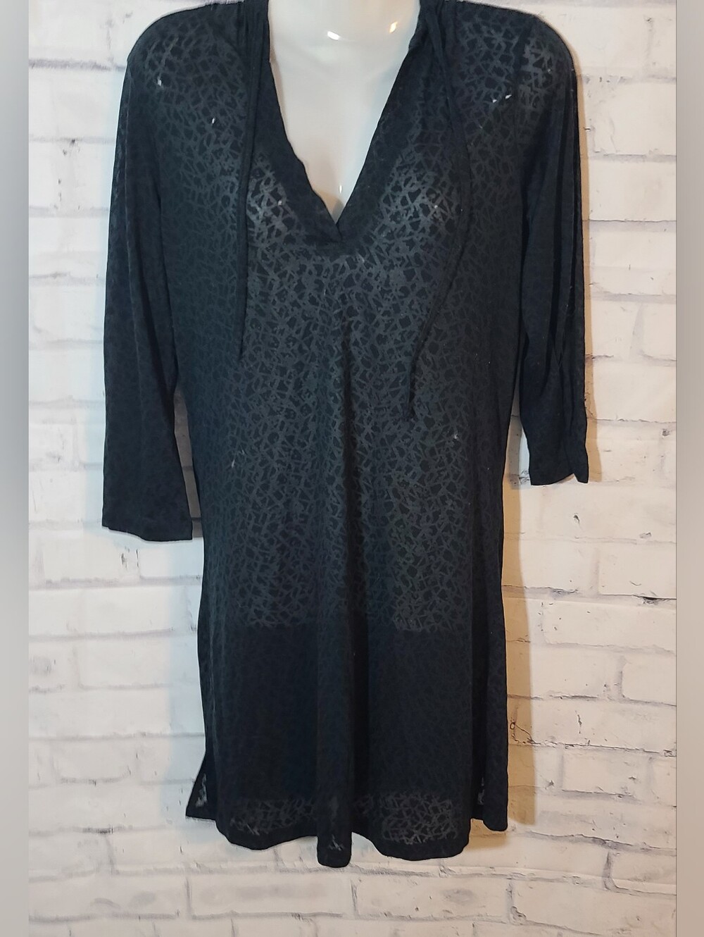 Women's Balance Collection Black Abstract Hooded Swimsuit Beach Cover-up